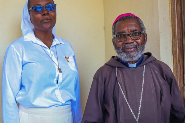 missa de acção de graças em homenagem ao Arcebispo emérito de Maputo, Dom Francisco Chimoio pela sua reforma, e os 25 anos da vida consagrada da Irmã Ana Palmira, religiosa mercedária, ambos filhos desta região eclesial.
