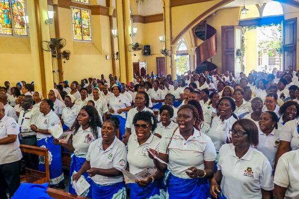 Professores na Arquidiocese da Beira celebraram no sábado o seu Jubileu
